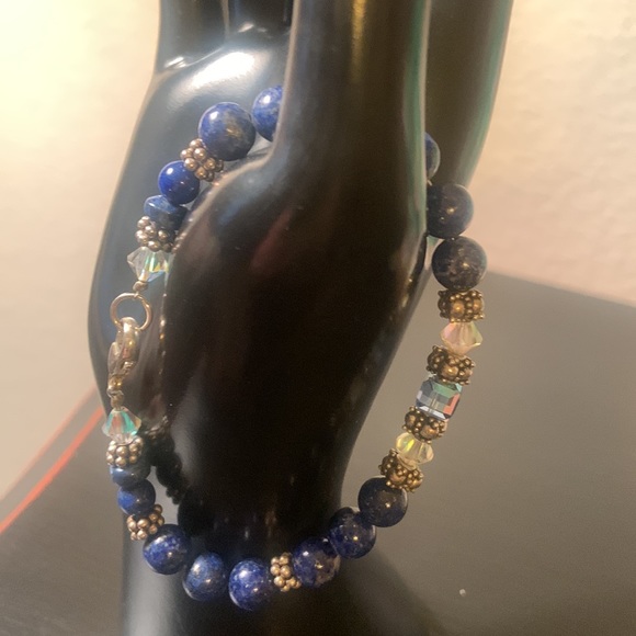EUC Bracelet - Blue Lapis Beads, Silver and Crystals 8” - Picture 10 of 10